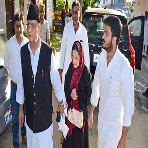 Azam Khan and his family- Dzire News 