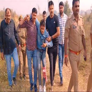 फ्लैट-में-युवती-से-रेप-की-कोशिश-करने-वाले-डिलिवरी-बॉय-को-नोएडा-पुलिस-ने-गोली-मारी-Dzire-News.